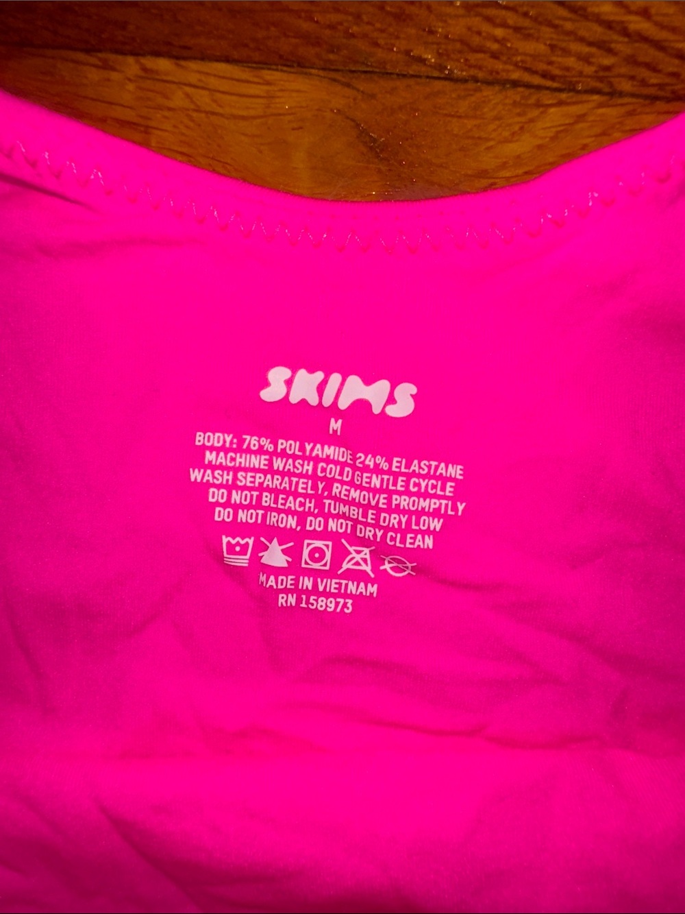NWT SKIMS Fits Everybody Square Neck Bodysuit in Neon Pink - Picture 7 of 7